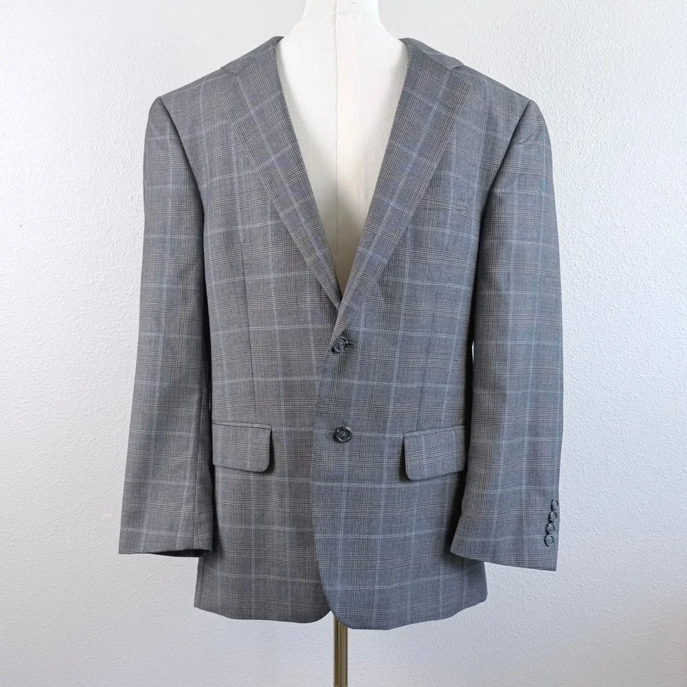 Jos A Bank Mens 38S Blazer Grey Glen Plaid 100% Wool 2 Button Sport Coat Jacket